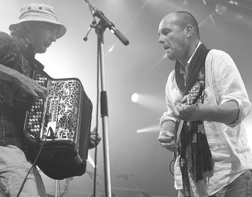 Red Cardell sera une des têtes d'affiche de la soirée, à l'Avel Dro de Plozévet. Photo de presse